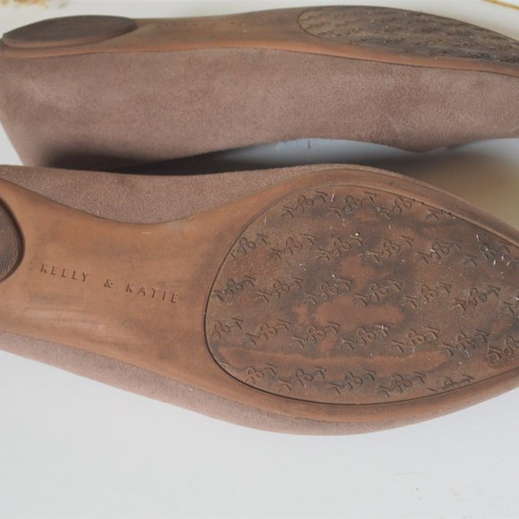 Kelly & Katie Faux Suede Flats with Pointed Toe - Picture 5 of 6